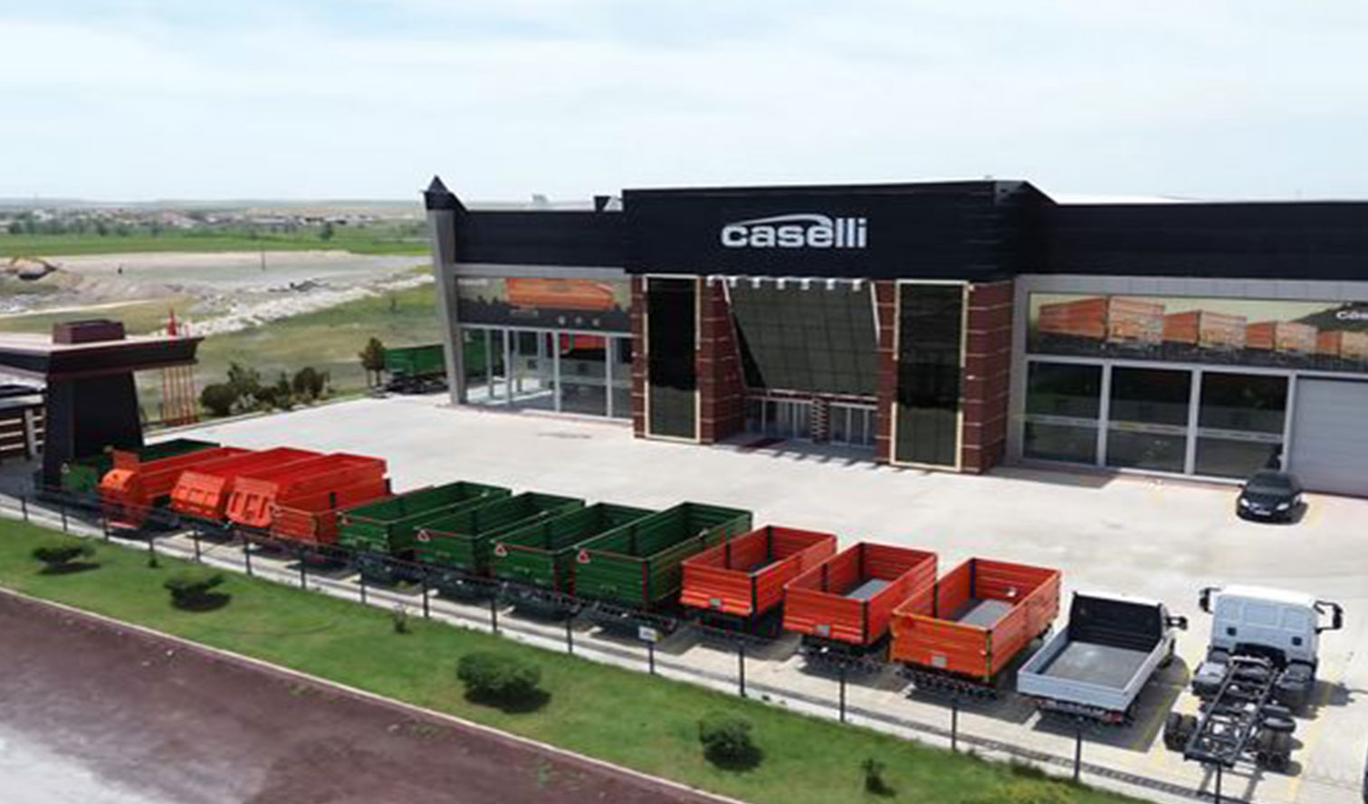 Caselli / Aksan Treyler